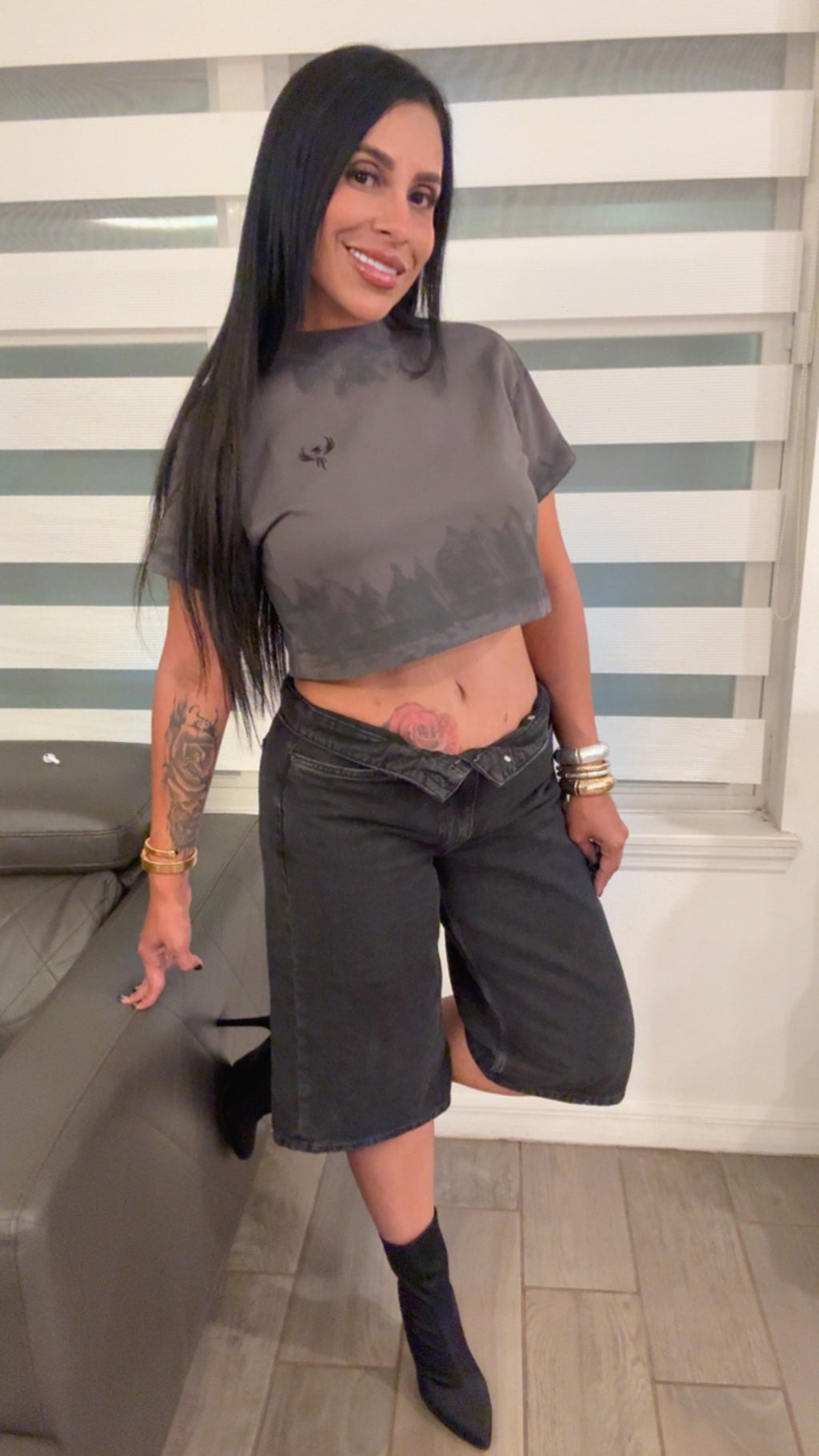 Oversized crop tee