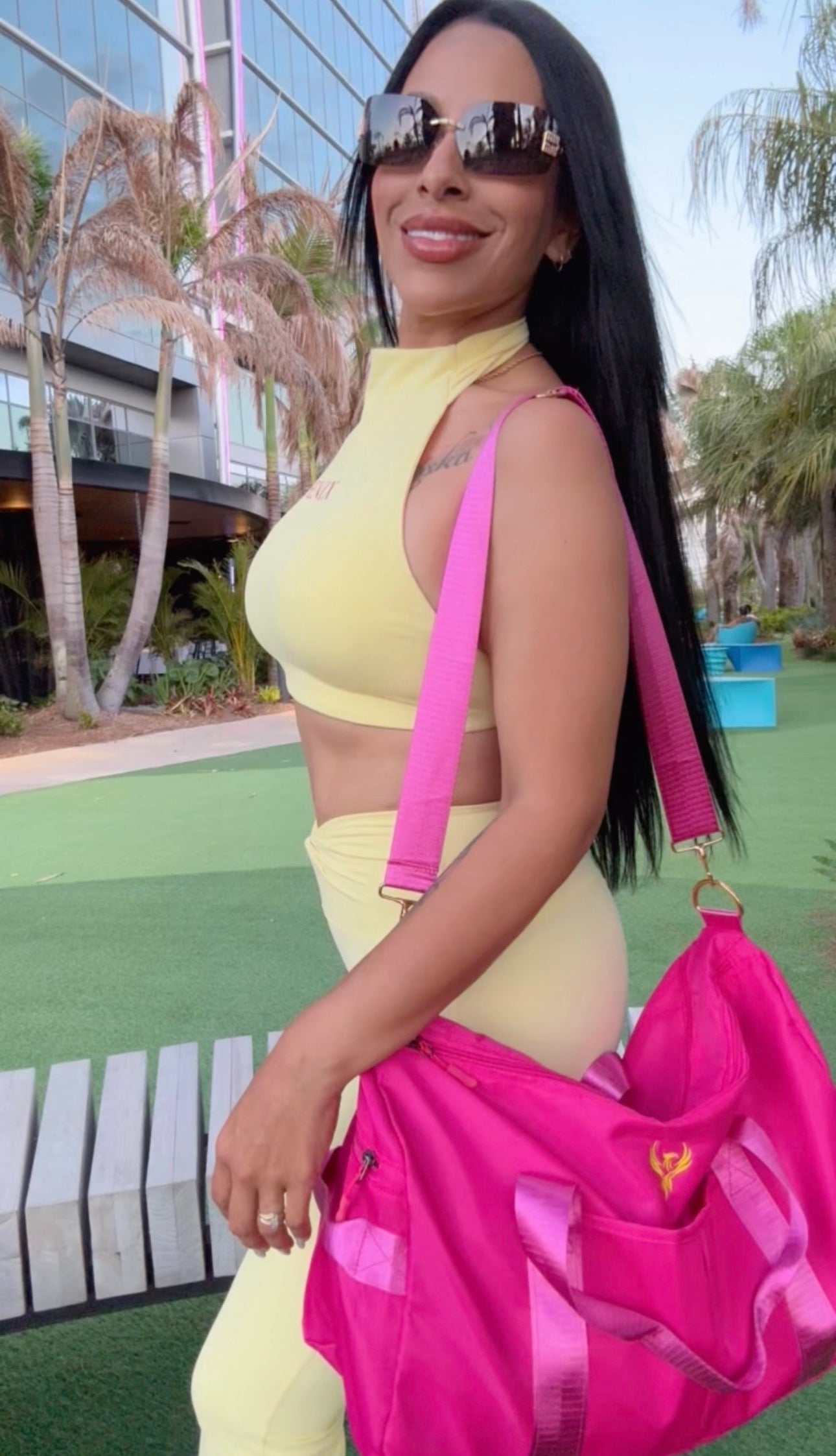 Fenix Elite Duffle pink yellow💖